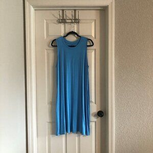 Time and Tru light blue round‎ neck jersey dress with pockets size XXL